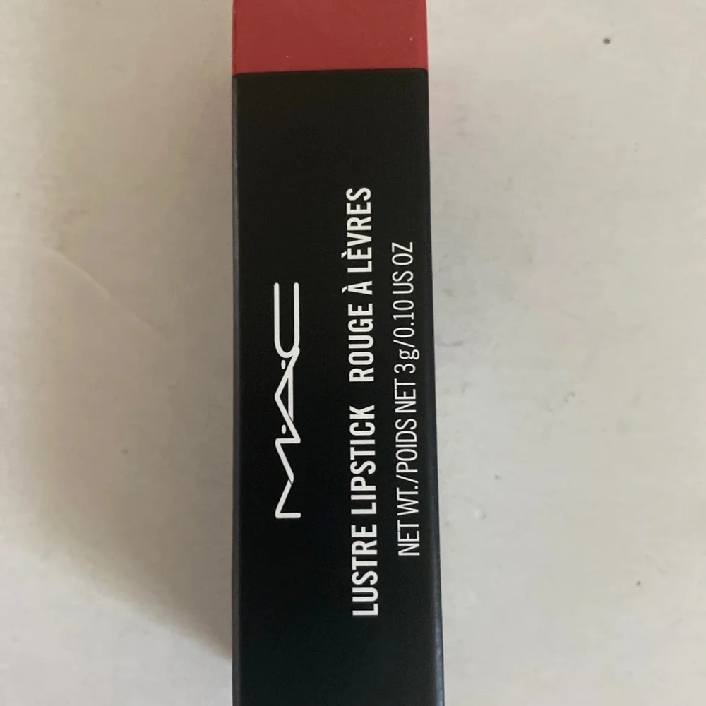 MAC COSMETICS Lustreglass Lipstick 520 See Sheer Grapefruit Pink NIB $25